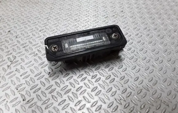 Volkswagen Phaeton Number plate light 1J6943021B