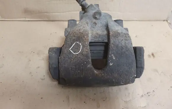 Ford Focus C-MAX Front brake caliper