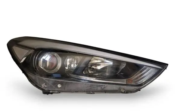 Hyundai Tucson TL Headlight/headlamp 92102D7100 R009D10Z6MM