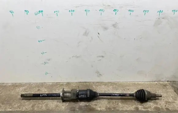 Maserati Quattroporte Front driveshaft 06700070770