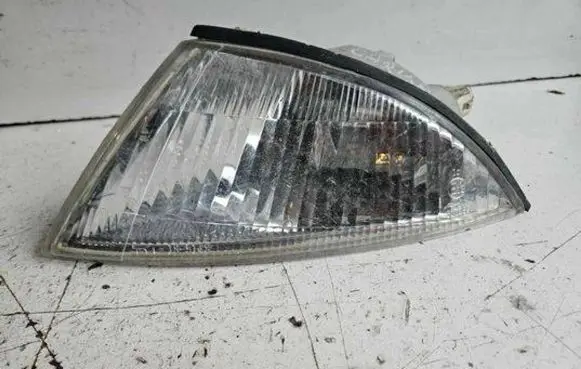 Mitsubishi Carisma Front indicator light 185148B