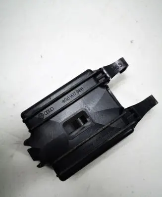 Audi A6 S6 C7 4G Bracket in trunk/boot 4G0907367