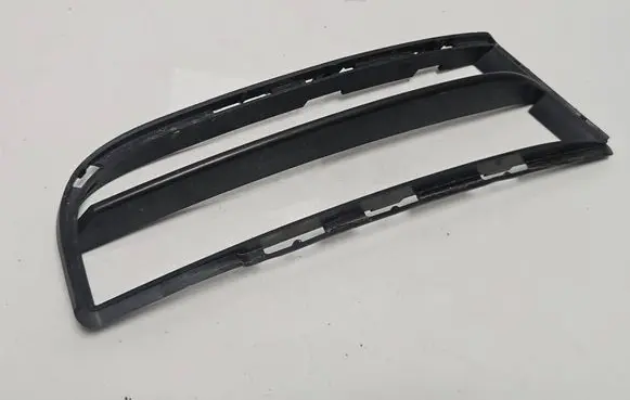 BMW 1 E82 E88 Front bumper lower grill 8045922