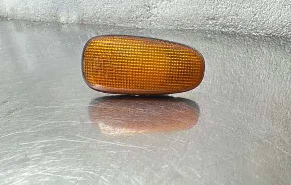 Opel Astra G Front fender indicator light 90560403 09133032