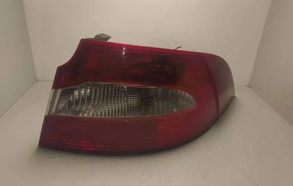 Skoda Superb B6 (3T) Rear/tail lights 086651916RF