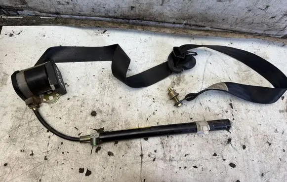 Volkswagen Sharan Front seatbelt 7M0857705C