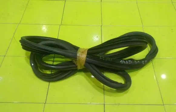 Citroen Nemo Front door rubber seal LUSZCZELKA