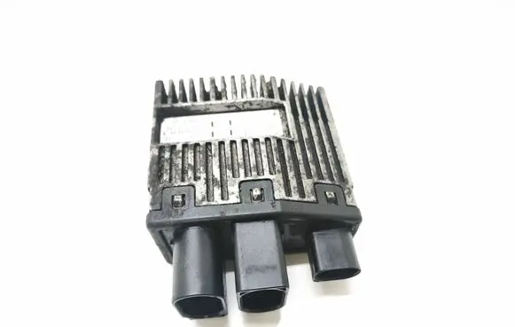 Volkswagen Transporter - Caravelle T5 Fan control module 3B0919506 898999000