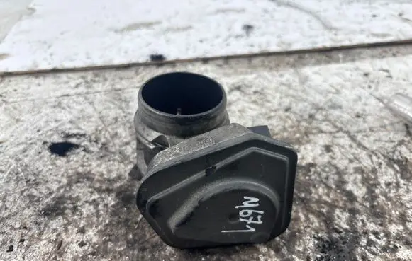 BMW 5 E60 E61 Throttle valve 7804373 B80120150