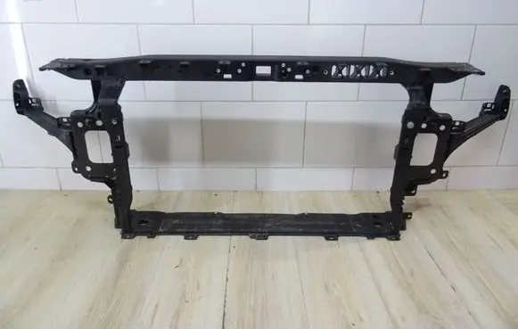 Hyundai i30 Front bumper 64105G4120