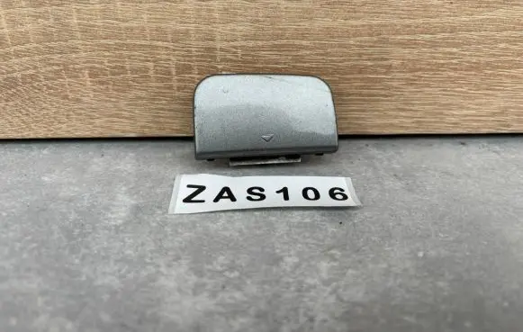 Mercedes-Benz A W169 Front tow hook cap/cover A1698850581