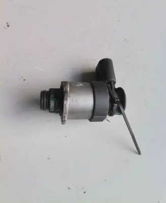 BMW X1 F48 F49 Fuel pressure regulator 0928400840