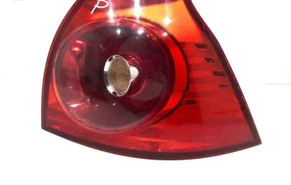 Volkswagen Golf V Rear/tail lights 