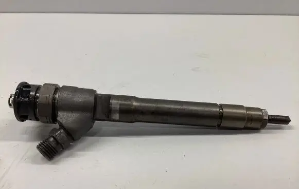 Renault Scenic III - Grand scenic III Fuel injector 0445110414