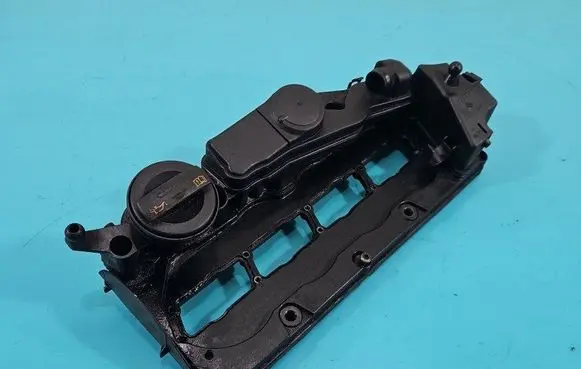 Rocker cam cover