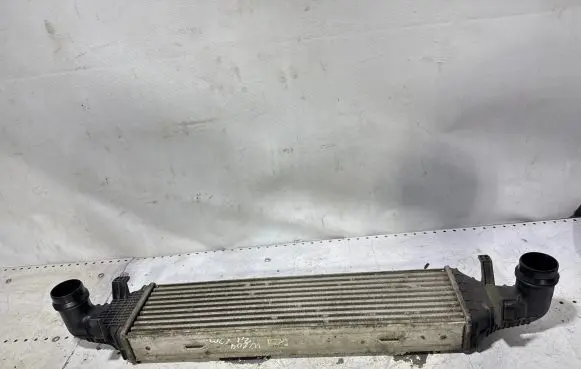 Mercedes-Benz C W204 Intercooler radiator A2045000200 6770176 0T193031