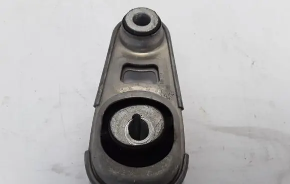 Renault Talisman Gearbox mount 112383734R