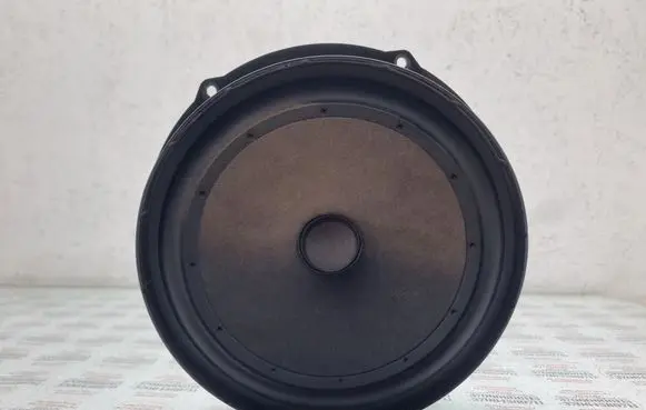 Skoda Octavia Mk2 (1Z) Front door speaker 1Z0035411A