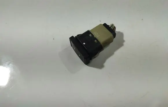 Ford Focus Electric window control switch 