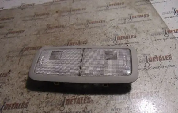 Toyota Avensis T270 Rear seat light 8125005030