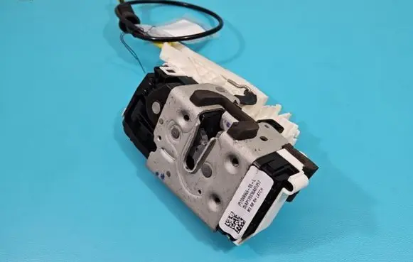 Tesla Model 3 Rear door lock 1068969-00-L IMPRK1436934