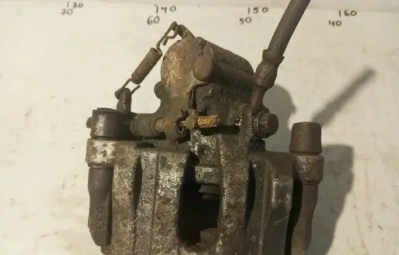 Opel Vectra C Rear brake caliper