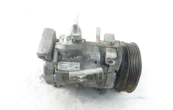 Chrysler Voyager Air conditioning (A/C) compressor (pump) 05005421AC