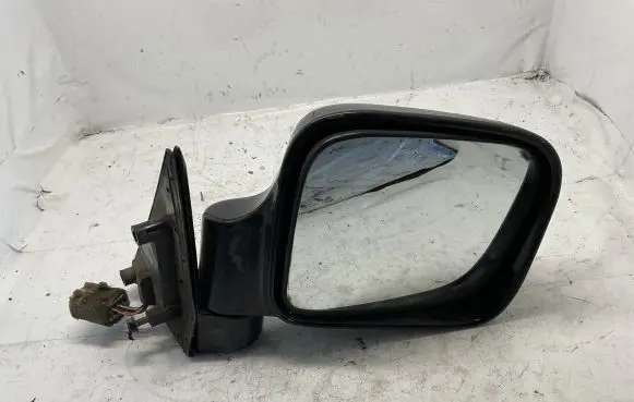 Opel Monterey Front door electric wing mirror