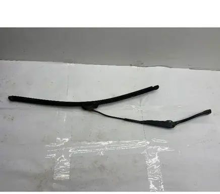 Saab 9-5 Windshield/front glass wiper blade