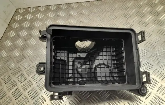 Hyundai Kona I Air filter box 28112J9800