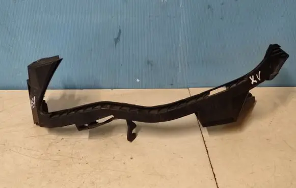 Subaru XV Front bumper mounting bracket