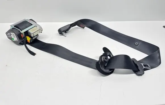 Peugeot 308 Front seatbelt 96776852XX 622193000
