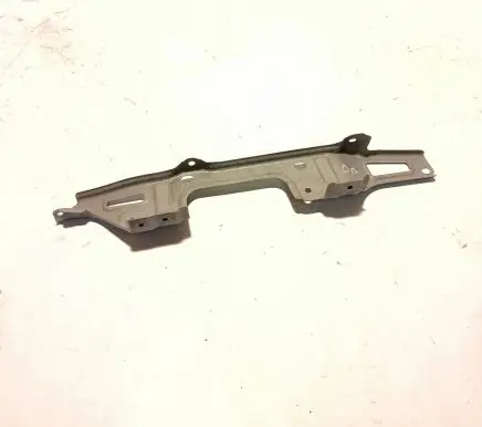 Subaru Forester SJ Fender mounting bracket