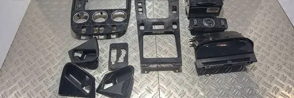 Mercedes-Benz ML W163 Glove box central console A1636800814 SP08111 16866777