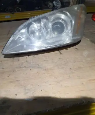 Ford Focus C-MAX Headlight/headlamp 270605 270605L 270609LH