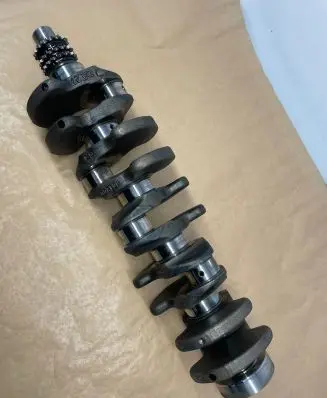 Mercedes-Benz E W211 Crankshaft A6120310001