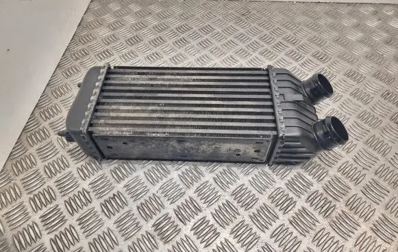 Citroen C3 Picasso Intercooler radiator 9680275480 D8553005
