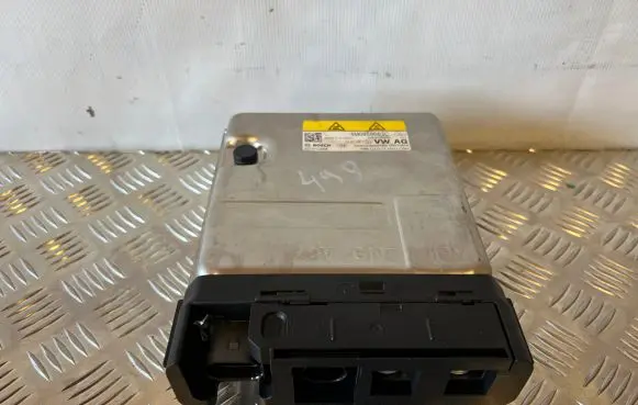 Voltage converter inverter