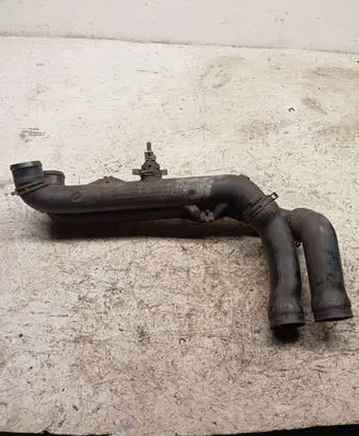 Intercooler hose/pipe