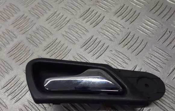 Mercedes-Benz C W203 Front door interior handle A3173010001