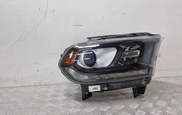 Dodge Durango Headlight/headlamp 68299130AD T31884B