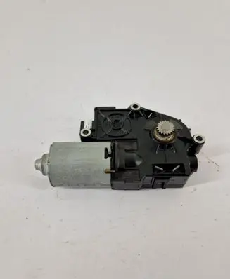 BMW 5 F10 F11 Sunroof motor/actuator 7193398