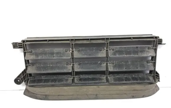 Ford Bronco Intercooler air guide/duct channel MB3G8K619AB
