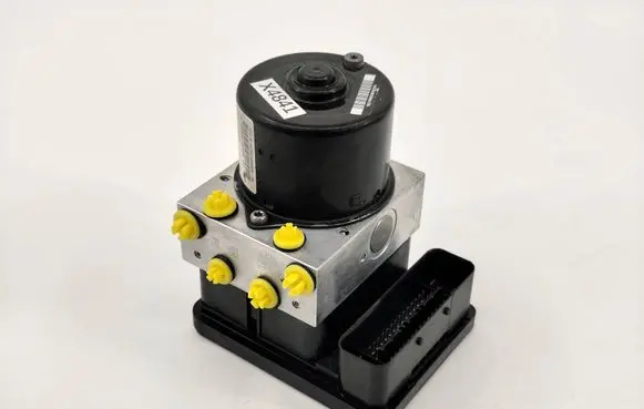 Mini One - Cooper R50 - 53 ABS Pump 6765282 10020600984 6765284