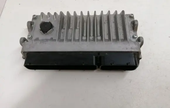 Toyota Yaris Engine control unit/module 896610DT20 2756002780 MB2756002780
