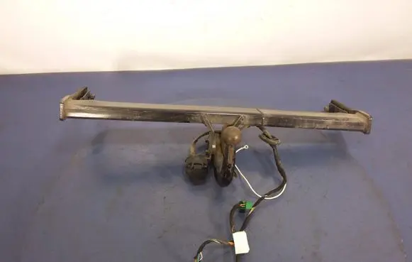 Volvo V40 Tow bar set 