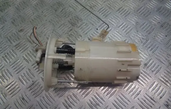 Renault Scenic II - Grand scenic II Mechanical fuel pump 