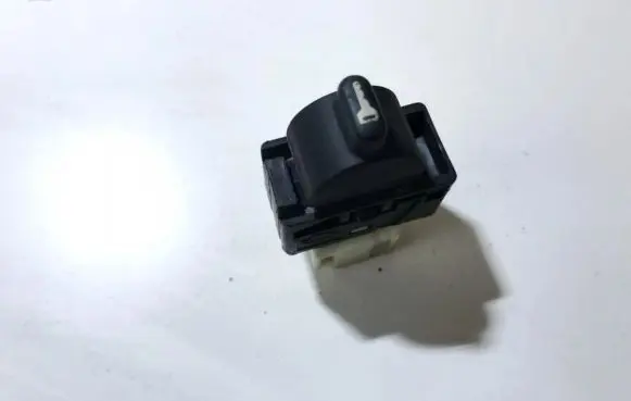 Nissan Almera Central locking switch button 