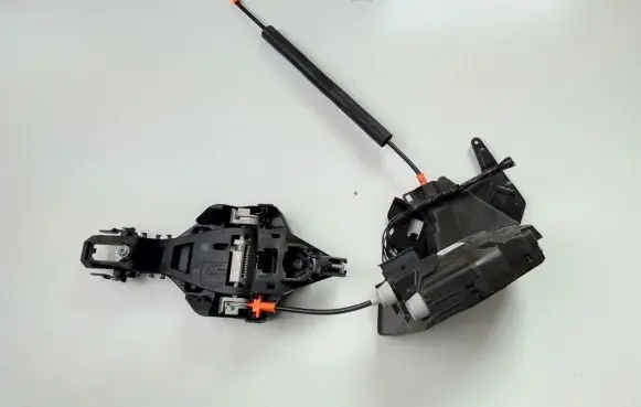 Jaguar XE Rear door lock GX7324994CD