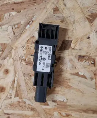 Dodge Challenger Airbag deployment crash/impact sensor 04896173AA